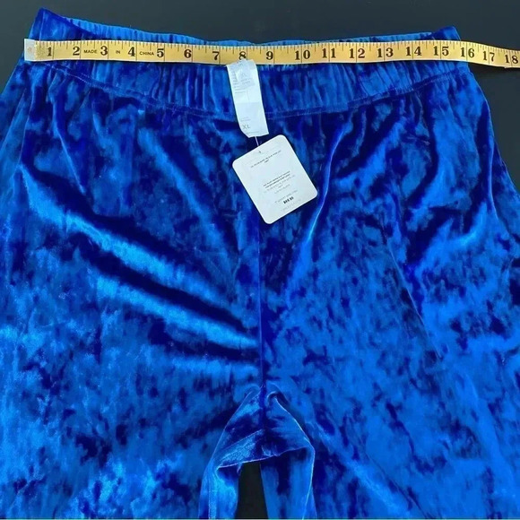 Fabletics Wide Leg Go To Velour Velvet Pants New Pull On Elastic High Waist - Picture 10 of 16